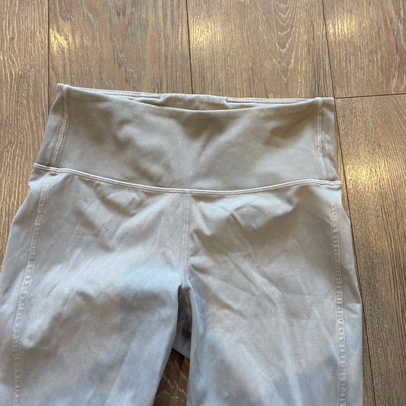 Lululemon Wunder Under Crop Leggings - Picture 2 of 6